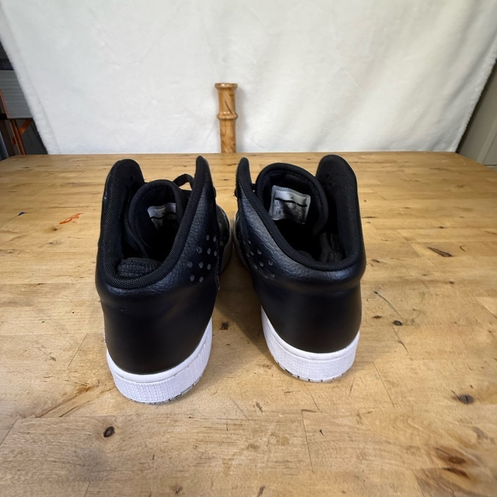 Jordan Flight Origin 3 Black White Youth 5.5 / Women’s 7 - Picture 12 of 16
